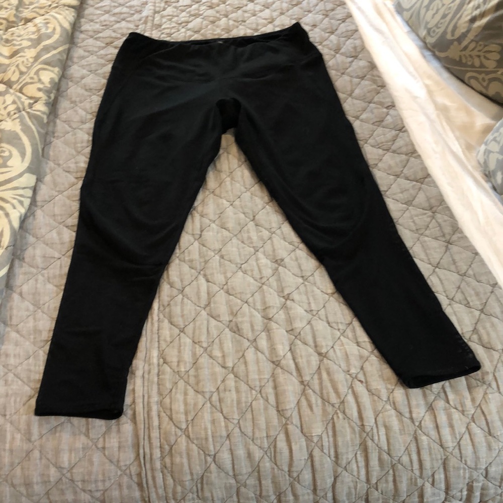 Black ankle length legging (workout)